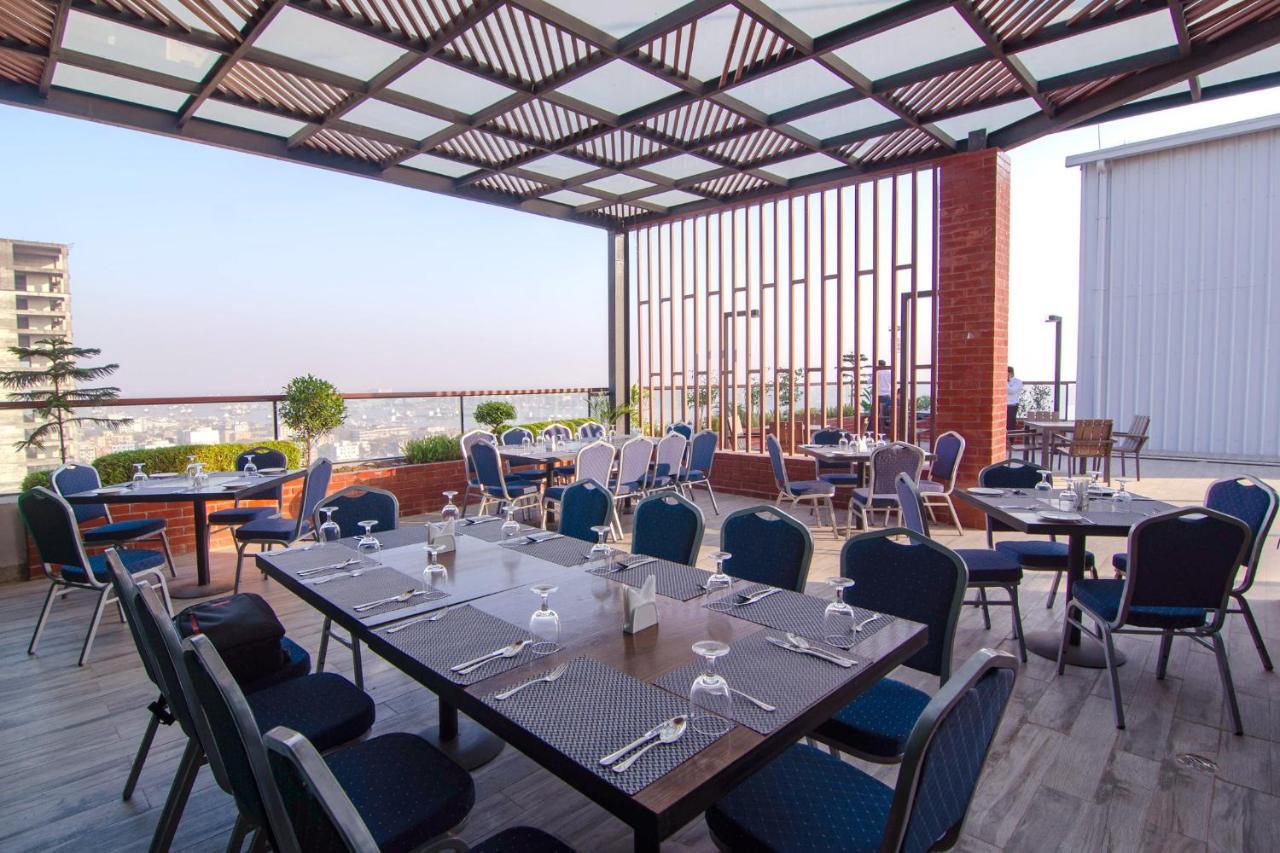 Best Western Sks Chattogram Chittagong Extérieur photo