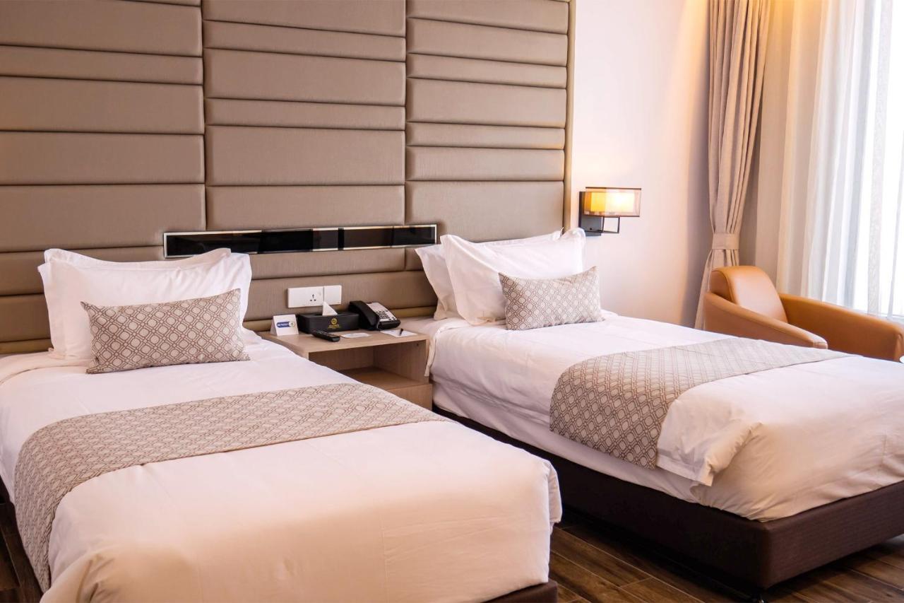 Best Western Sks Chattogram Chittagong Extérieur photo