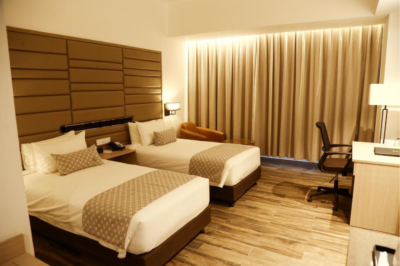 Best Western Sks Chattogram Chittagong Extérieur photo